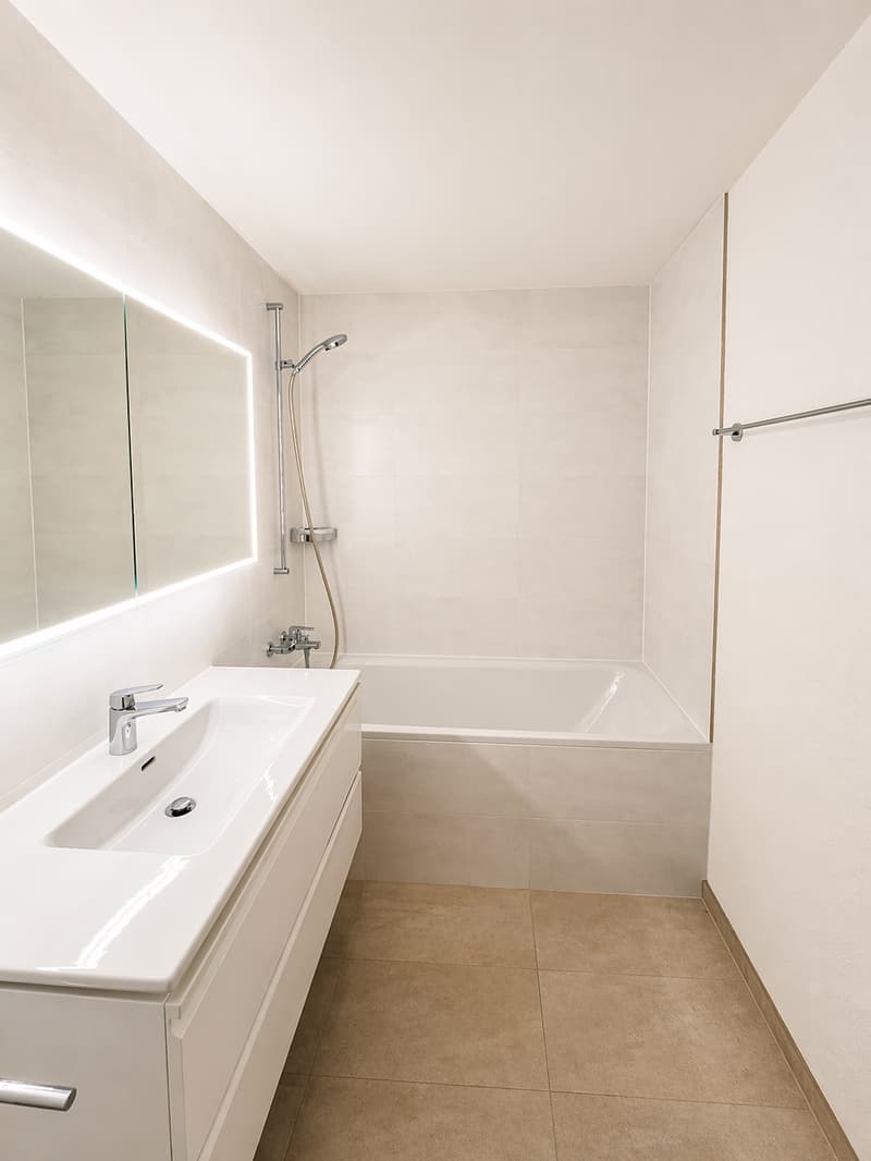 Premier occupant après rénovation totale de haute qualité – vivre avec style dans le meilleur emplacement à St. Gallen (8)