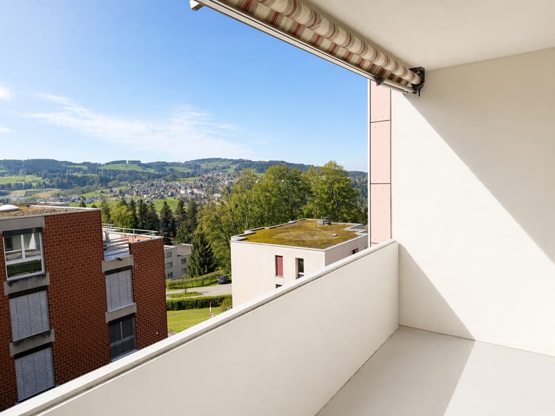Erstbezug nach hochwertiger Totalsanierung – Wohnen mit Stil an bester Lage in St. Gallen (4)