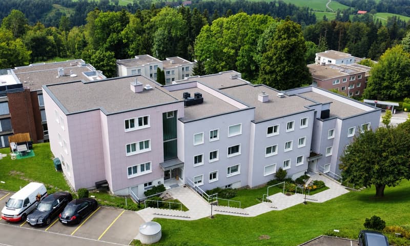 First-time occupancy after high-quality total renovation – living with style in the best location in St. Gallen (1)