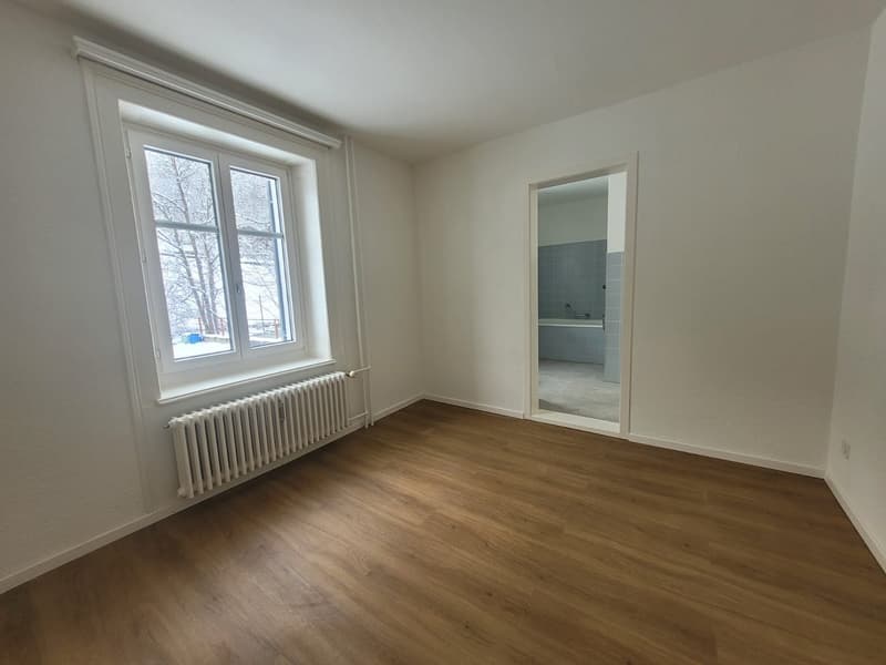 Sanierte 3.5-Zimmer in Rüti GL zu vermieten (6)