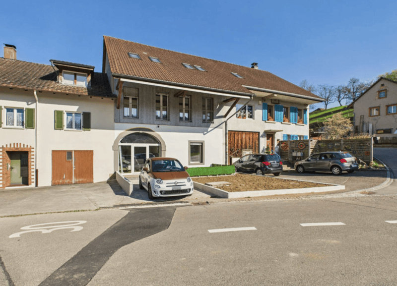 Charmantes Mehrfamilienhaus in ruhiger Lage von Bötztal (1)