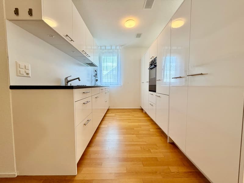 Lichtdurchflutete 4.5-Zimmer-Maisonette-Wohnung (3)