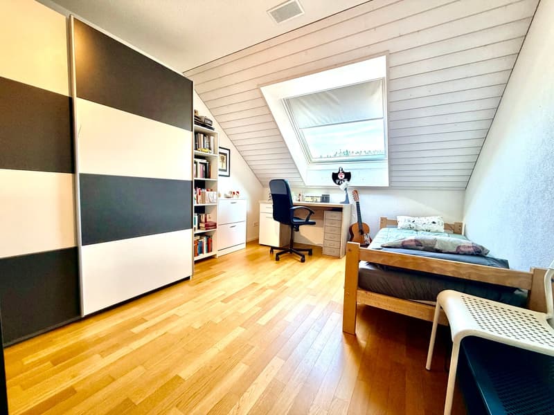 Lichtdurchflutete 4.5-Zimmer-Maisonette-Wohnung (4)