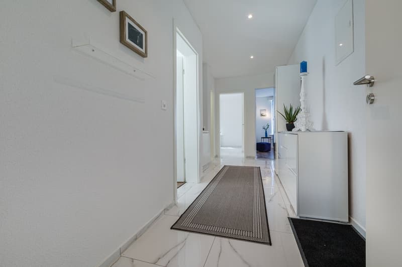 Moderne 2.5-Zimmer-Wohnung mit Balkon in Arbon – sofort verfügbar! (2)