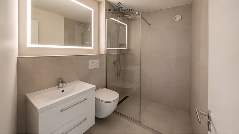 Bright 4-room apartment with balcony in Baden – available immediately! (5)