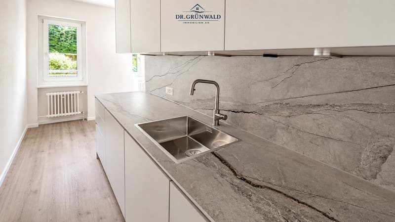 Bright 4-room apartment with balcony in Baden – available immediately! (4)