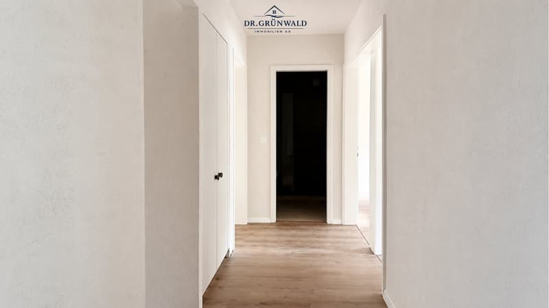 Bright 4-room apartment with balcony in Baden – available immediately! (8)