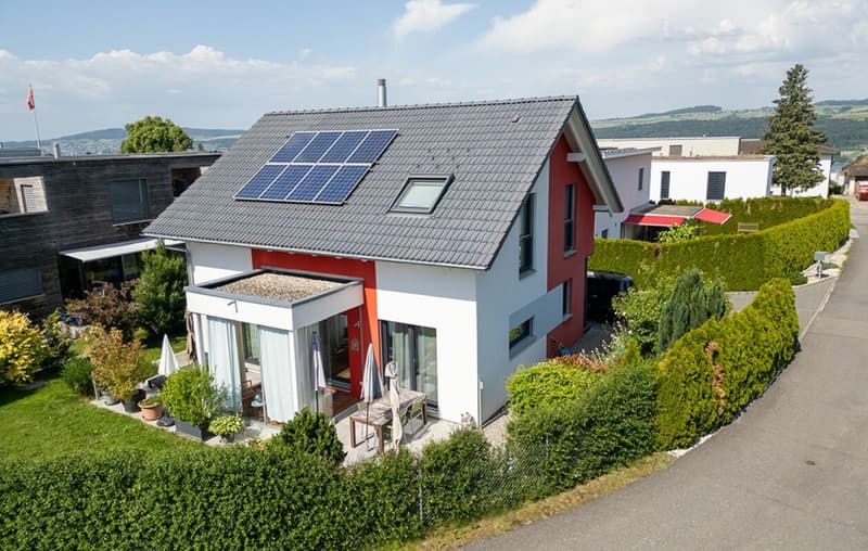Charming home for singles or couples (2)