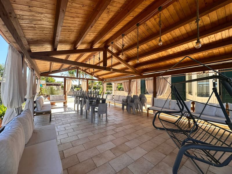 Majestic Luxury Villa with Pool in Scorrano (62)