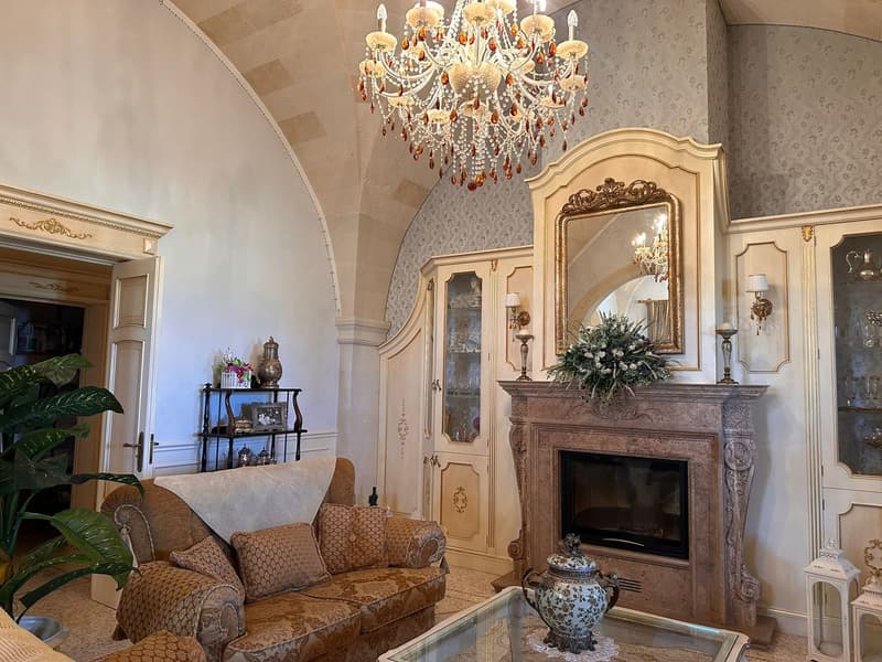 Majestic Luxury Villa with Pool in Scorrano (20)
