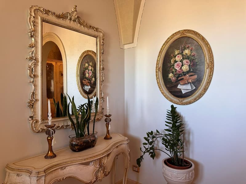 Majestic Luxury Villa with Pool in Scorrano (16)