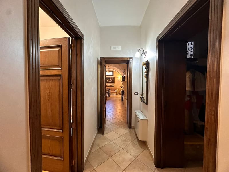 Majestic Luxury Villa with Pool in Scorrano (55)