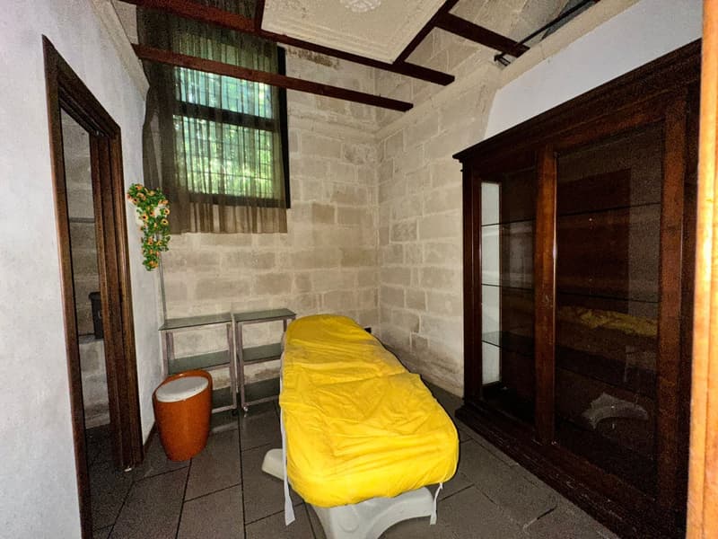 Elegant Independent Villa for Sale in Maglie (28)