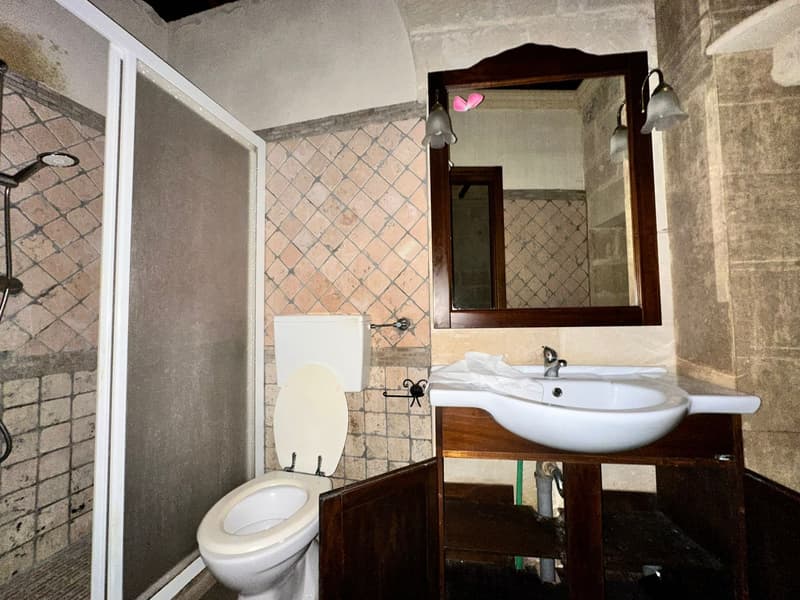 Elegant Independent Villa for Sale in Maglie (26)