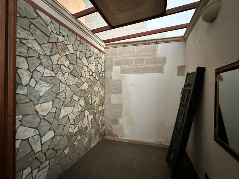 Elegant Independent Villa for Sale in Maglie (37)