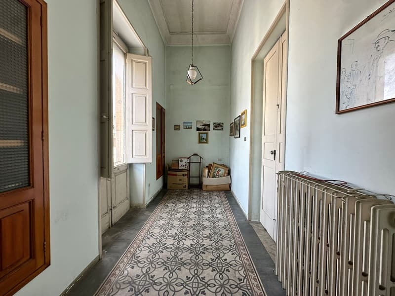 Fascinating Historic Villa for Sale in Maglie (49)