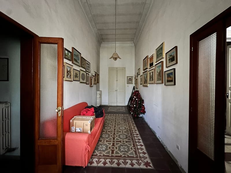 Fascinating Historic Villa for Sale in Maglie (50)