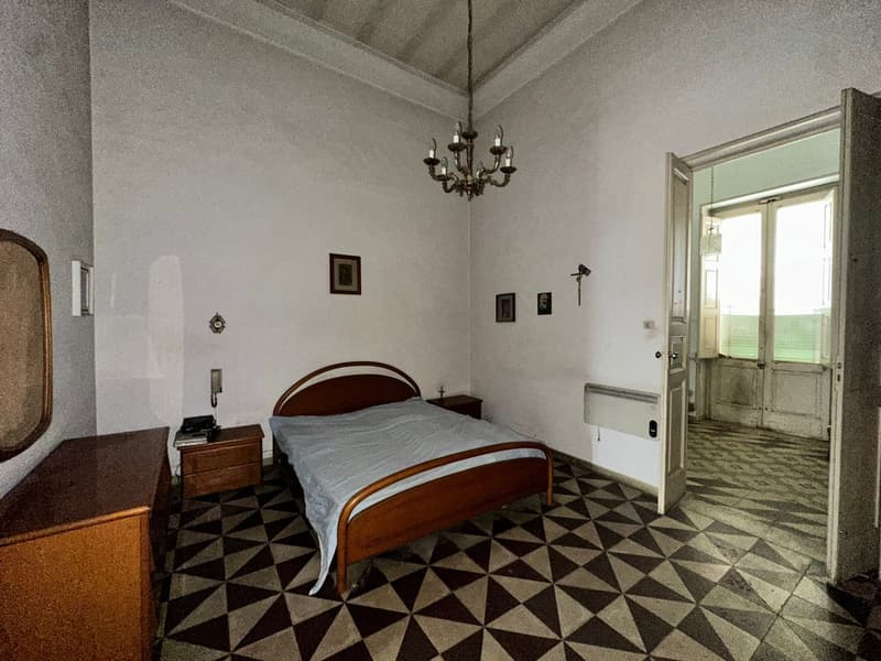Fascinating Historic Villa for Sale in Maglie (56)