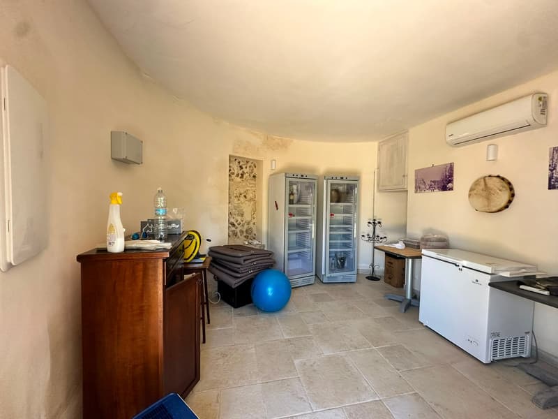 1525-VC - Scorrano - Villa Neu Bau mit Pool und Bezauberndem Garten (20)
