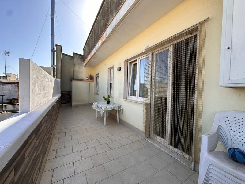 Appartement avec balcon et garage à Muro Leccese (18)