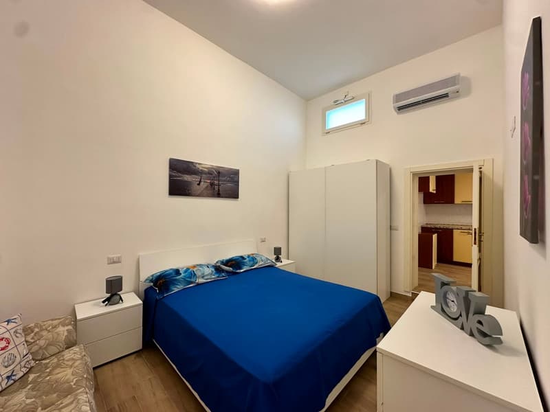 Commercial Premise for Sale in Giuggianello – Ideal for Bar, Café or Restaurant (46)