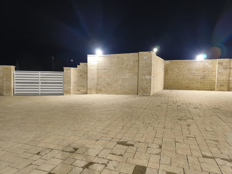 Commercial Premise for Sale in Giuggianello – Ideal for Bar, Café or Restaurant (59)
