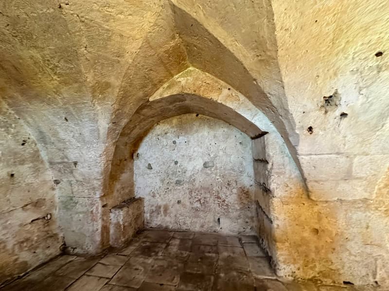 Commercial Premise for Sale in Giuggianello – Ideal for Bar, Café or Restaurant (39)
