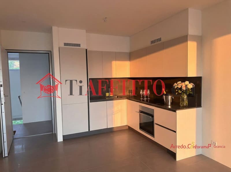 Prächtige 2,5-Zimmer-Wohnung im 3. Stock (2)