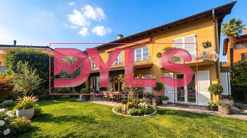 Maison bifamiliale avec jardin à Gentilino (1)