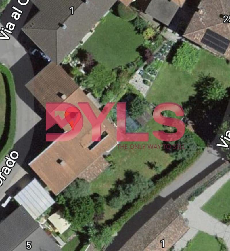 Geräumiges Zweifamilienhaus in Collina d'Oro (8)