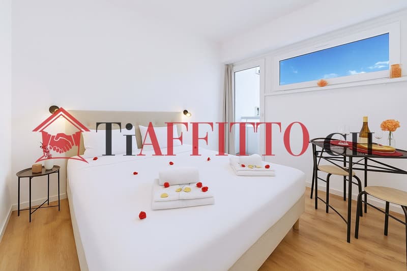 Funktionaler Einzimmerwohnung mit kleinem Balkon in Molino Nuovo (2)