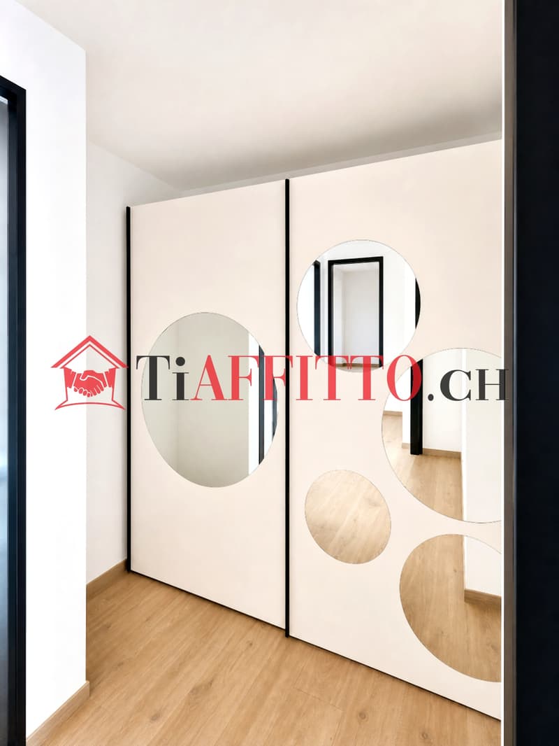 Modern 2.5-room apartment with private garden (10)
