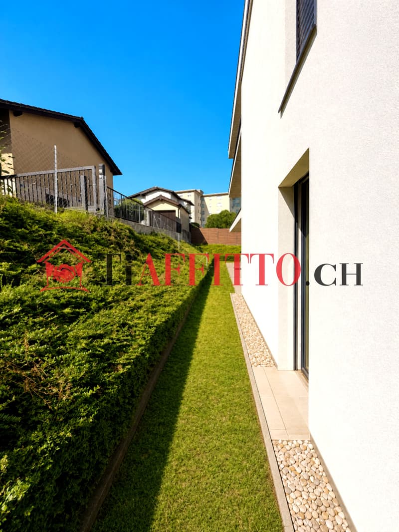 Modern 2.5-room apartment with private garden (7)