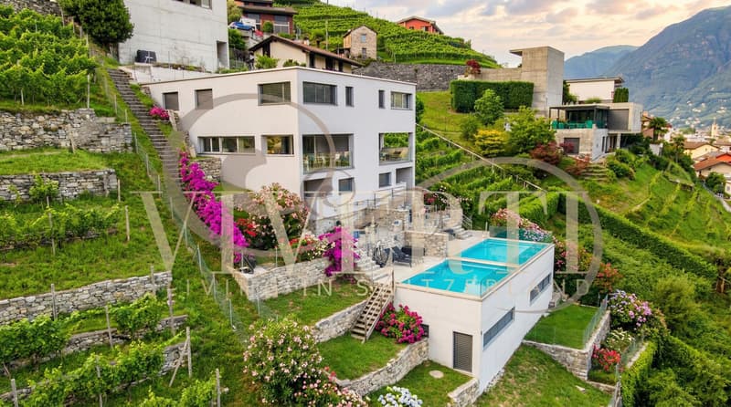 VILLA CON PISCINA E VISTA SPETTACOLARE A SEMENTINA (1)