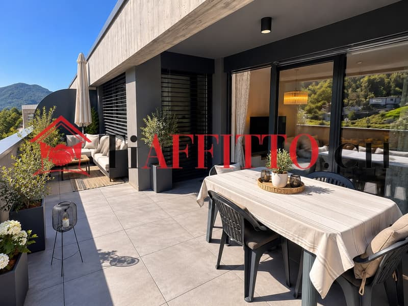 LUMINOSO 2.5 LOCALI CON TERRAZZA PRIVATA E POSTO AUTO (10)