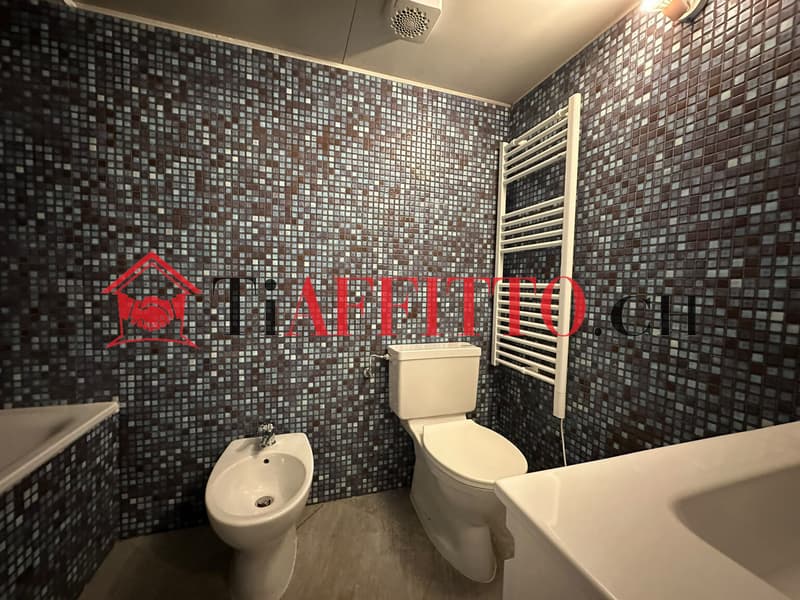 DUPLEX 3.5 LOCALI CON PALESTRA A MEZZOVICO (7)