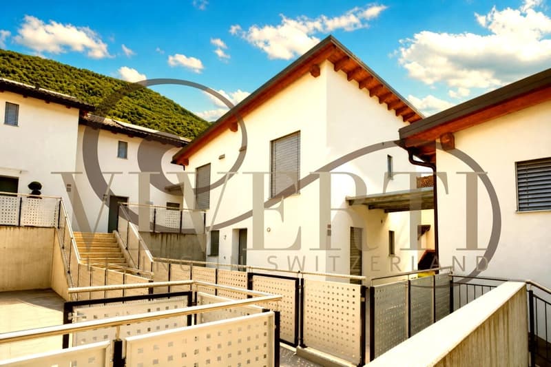 VILLA MINERGIE 4.5 LOCALI A SANTâANTONINO (2)