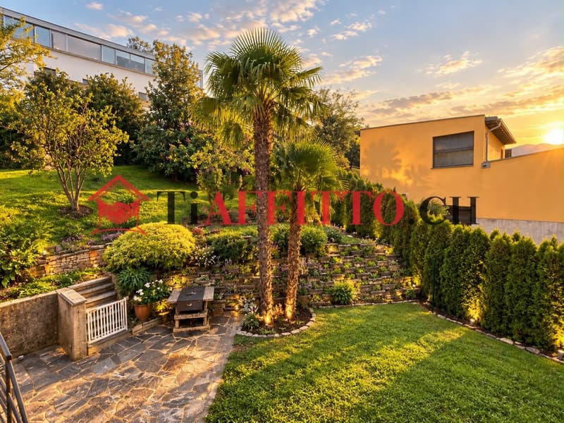 VILLA ELEGANTE CON GIARDINO PRIVATO A CARABBIA (2)