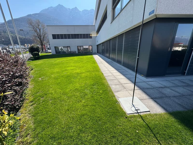 Commercial premises of 200 m² for rent in Giubiasco (6)