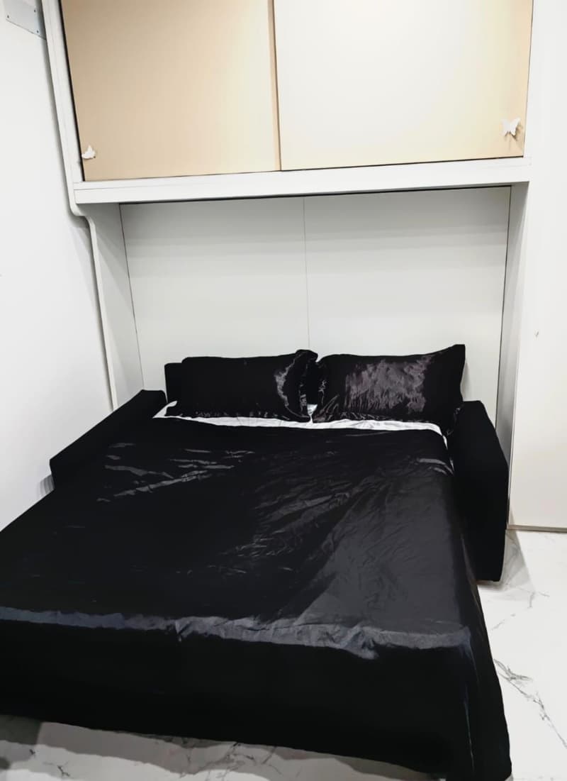 Modern 2.5-room apartment (2)