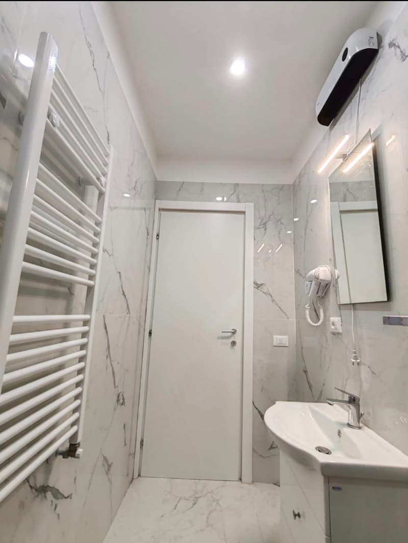 Modern 2.5-room apartment (4)