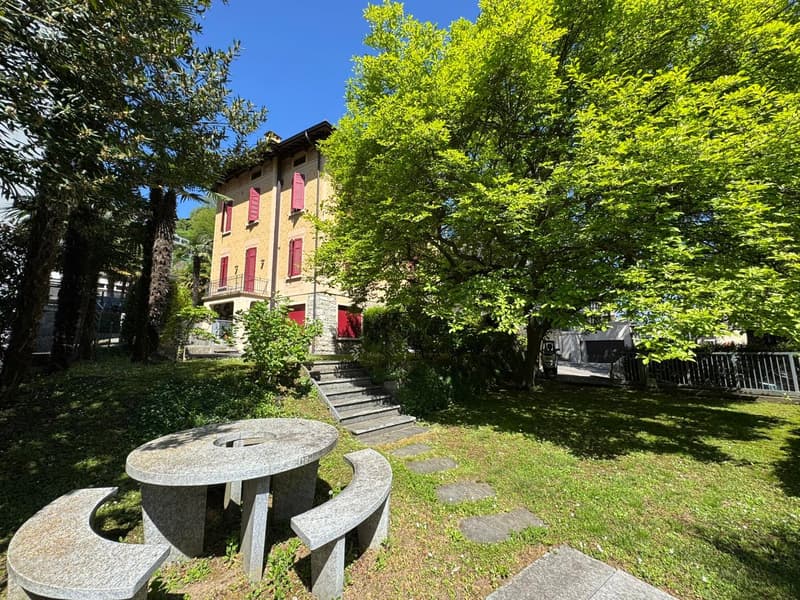 Villa im Liberty-Stil von hohem Wert (2)