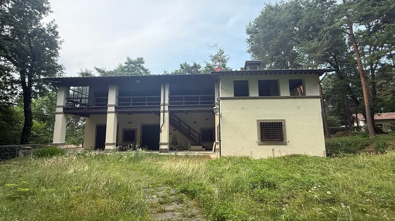 Prästigiosa Luxusvilla mit Pool in Venegono Inferiore (23)