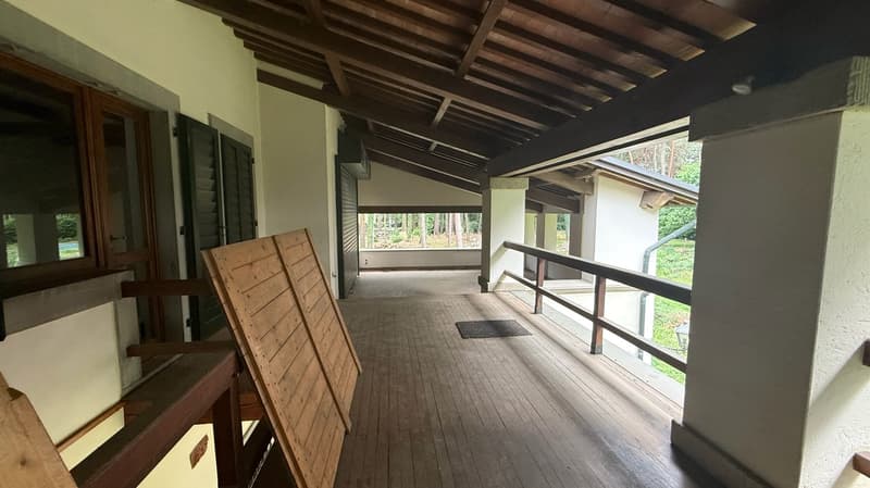 Prästigiosa Luxusvilla mit Pool in Venegono Inferiore (17)