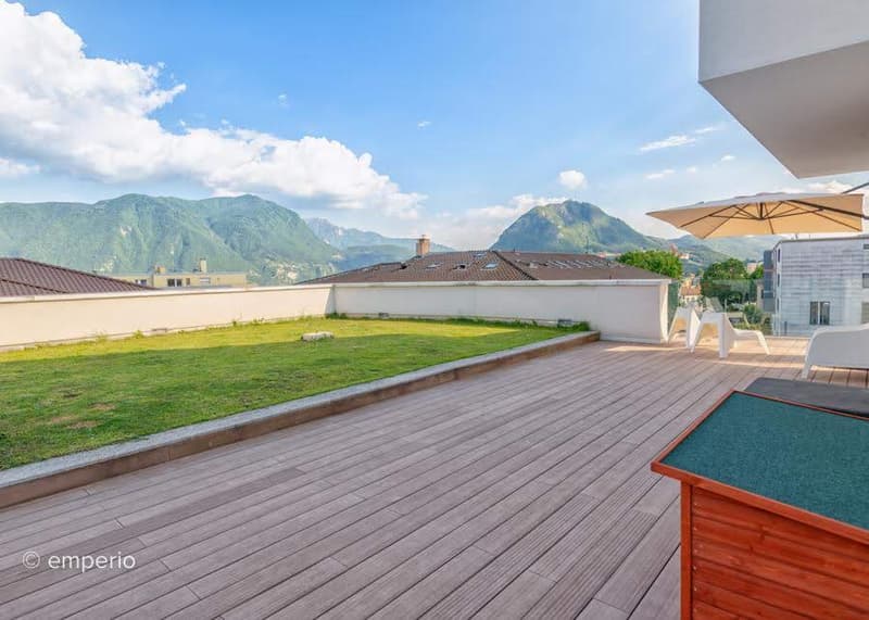 Attico di 4.5 locali in vendita a Massagno – Vista panoramica e comfort esclusivo (5)