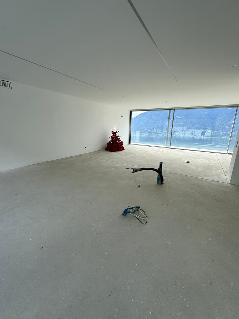 Attico di lusso con vista panoramica a Brione sopra Minusio (12)