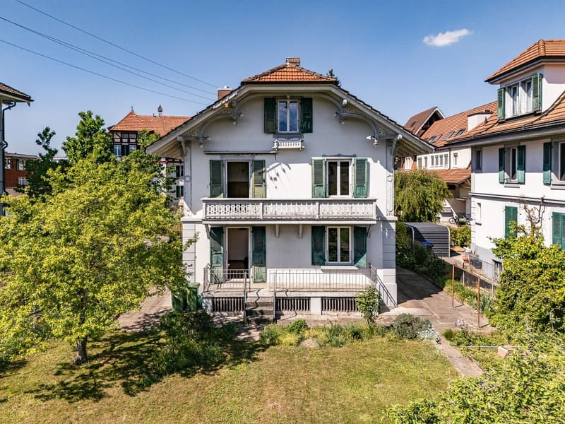 Maison charmante dans un emplacement central (1)