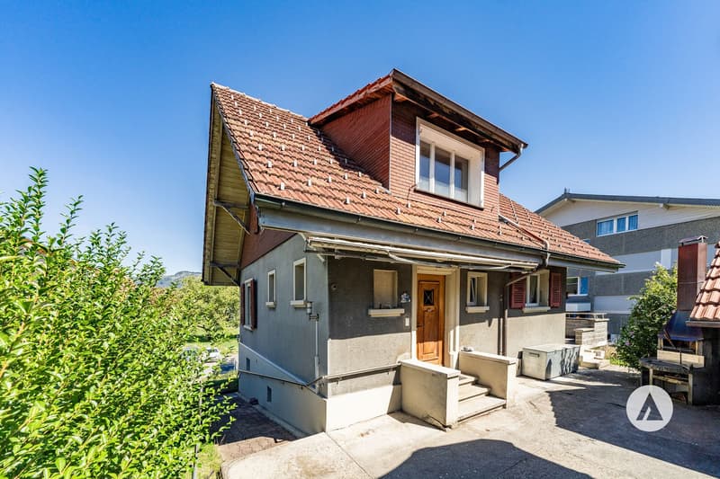 Einfamilienhaus mit zahlreichen (Aus)baumöglichkeiten (5)