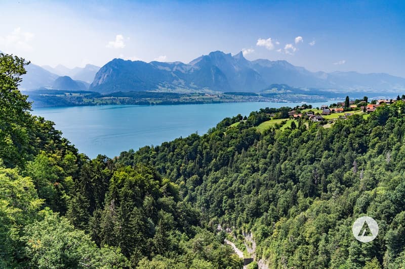 Neubauprojekt reblodge – modernes Wohnen mit See- und Bergsicht in Sigriswil (8)