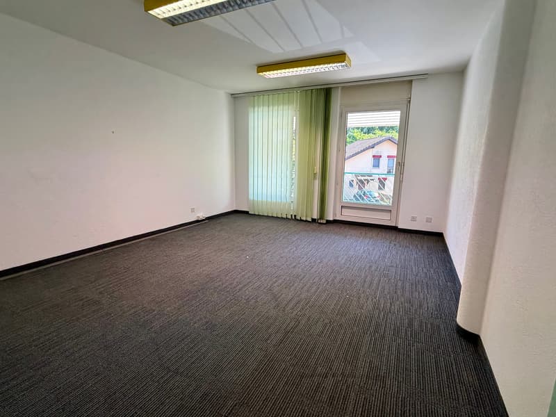 Ufficio spazioso in affitto a Payerne – 5 locali, 143 m² (10)